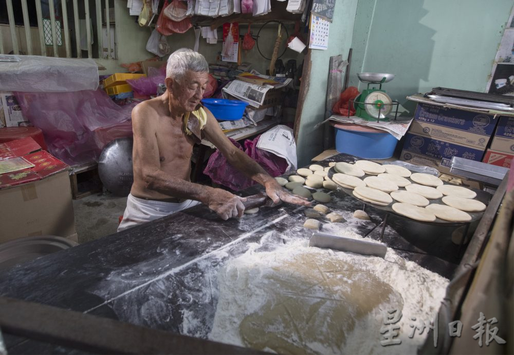 星角摄／图说大马：古早味老婆饼、豆沙饼