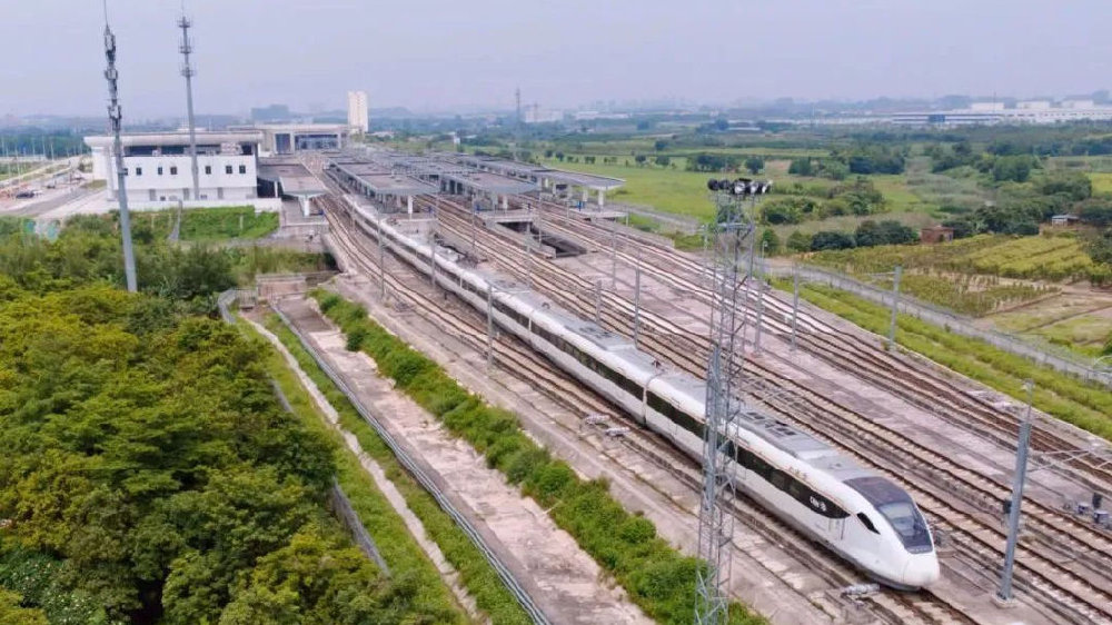 中国最长跨市地铁已开通运营
