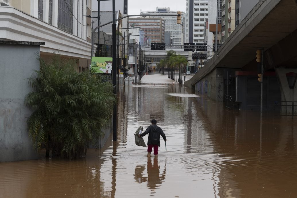 巴西南里奥格兰德州暴雨死亡人数升至39人