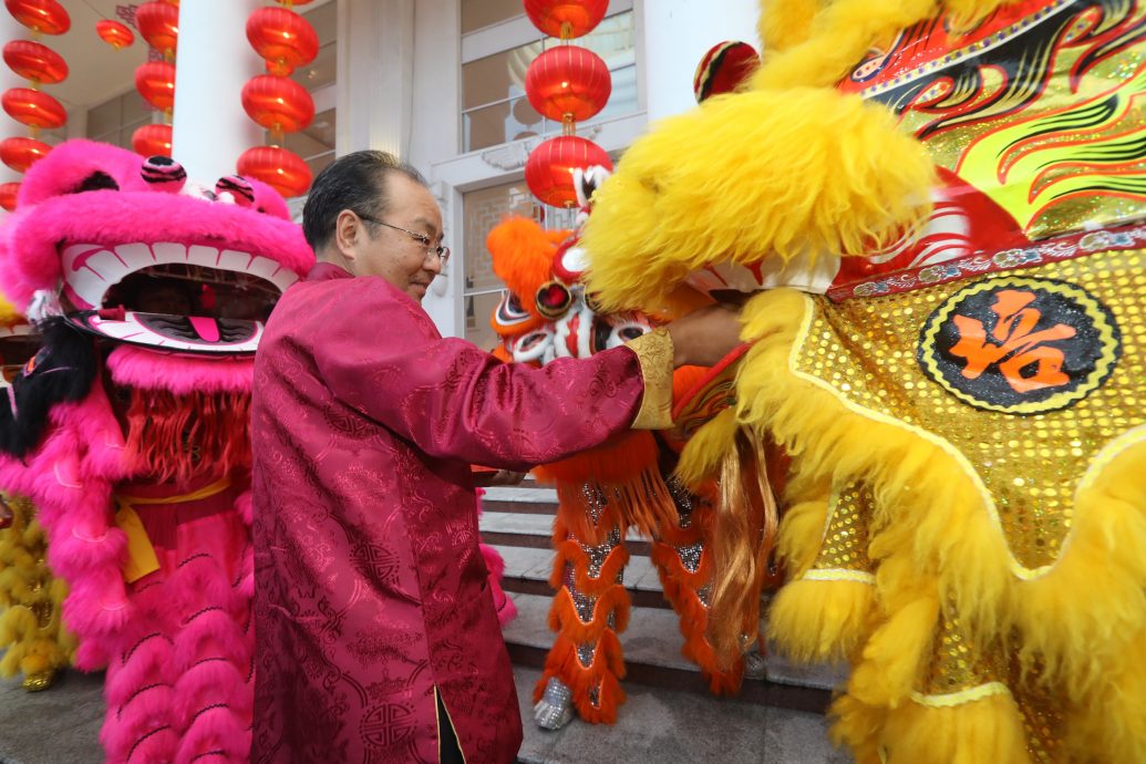 普通组/31/5见报/内页/联访中国大使特稿/马中建交50周年01