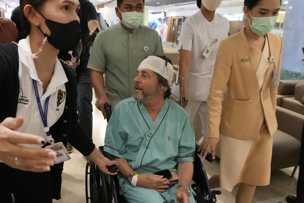 曼谷醫院：新航亂流重傷者需進行脊柱手術