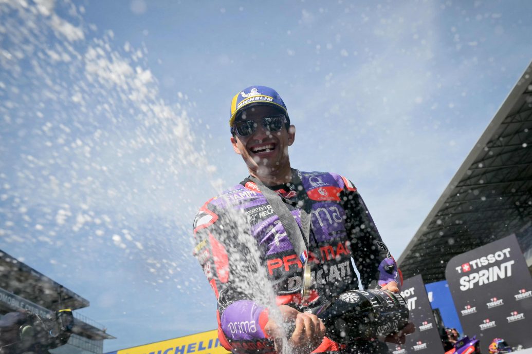 法國站MotoGP|破賽道紀錄奪杆後續發威  佐治馬丁衝刺賽封王