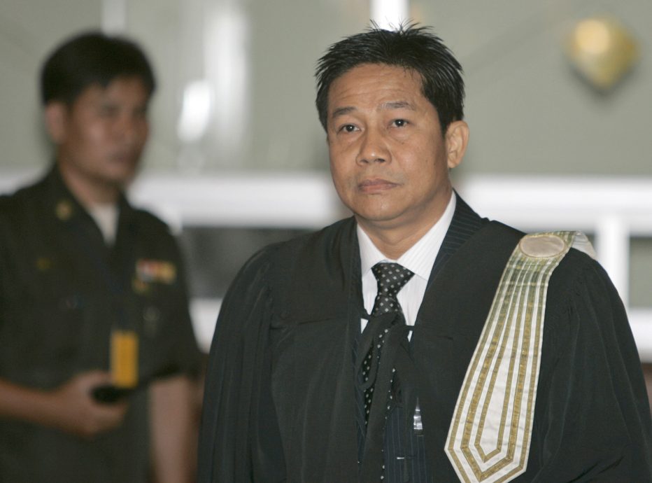 泰宪法法院受理参议员请愿  赛塔相位受威胁