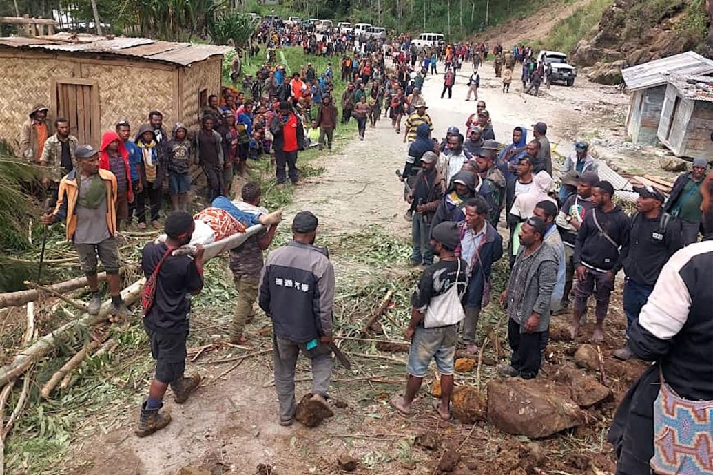 看世界)巴布亚新几内亚山体滑坡 逾300人被埋