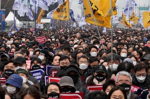 看世界)韩国医生要法院阻止医疗改革 首尔法院驳回所求