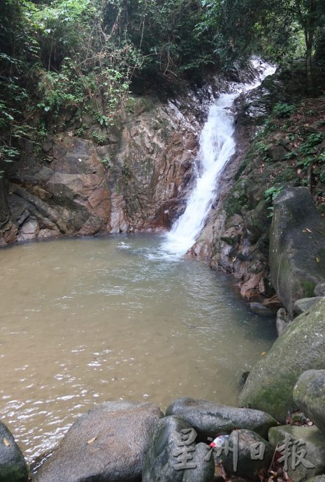 半岛心旅游 |　冷瀑热泉，拉美士冰火之旅