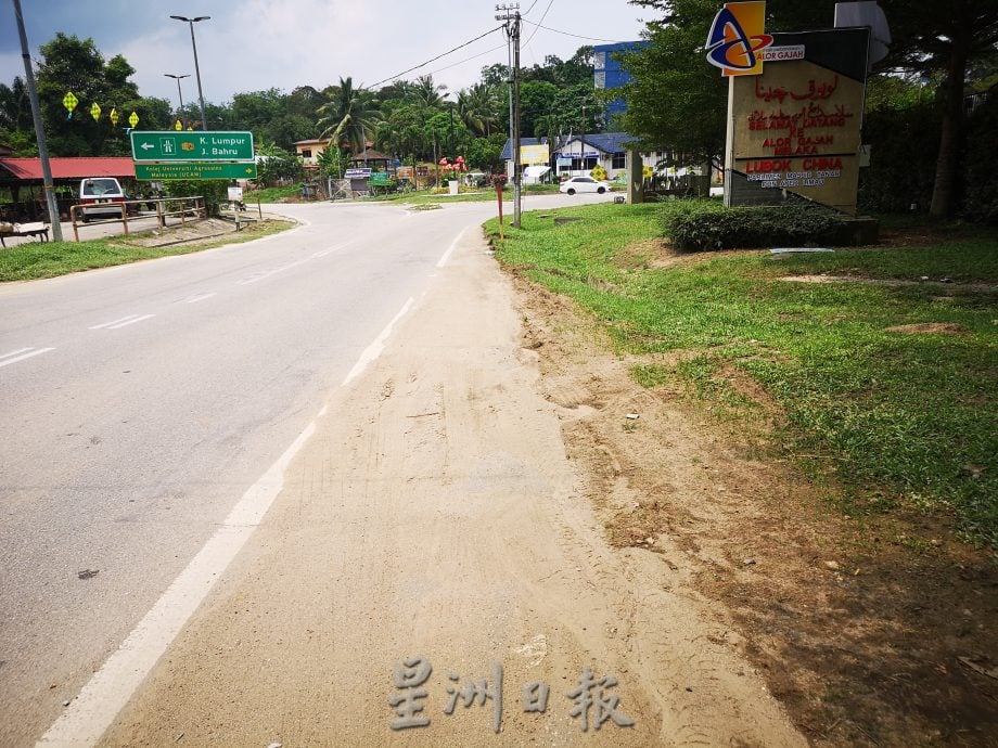 （古城封面主文）政府计划提升罗目支那镇道路，加高路面 改善水灾情况