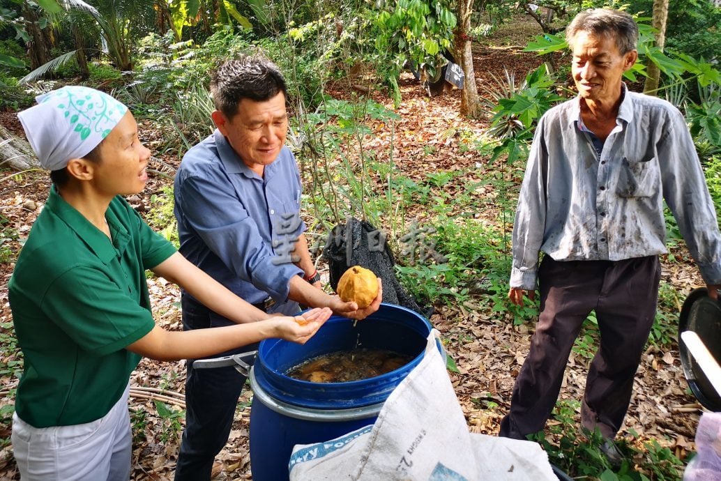 （古城）环保酵素净化阿依沙叻河初见成果 污浊度转好 村民用作灌溉农作物，减少依赖农药