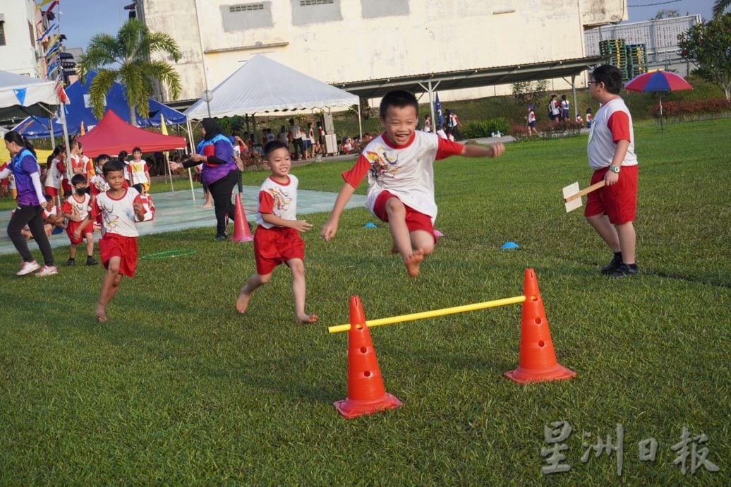 NS马口:马口华文小学主办运动会，获张聒翔送上2万5000吉大红包