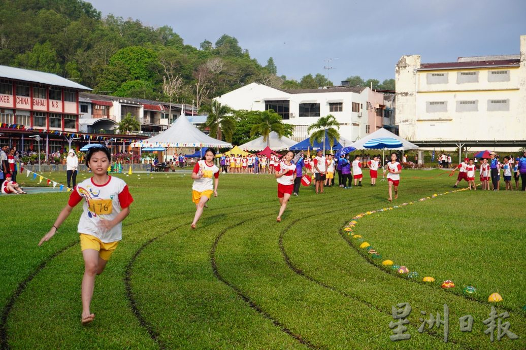 NS马口:马口华文小学主办运动会，获张聒翔送上2万5000吉大红包