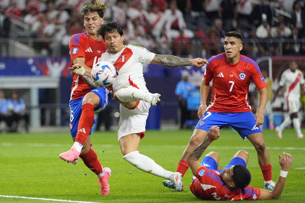 America's Cup 2024 | Sanchez thường xuyên bỏ lỡ cơ hội khi Chile và Peru hòa không bàn thắng