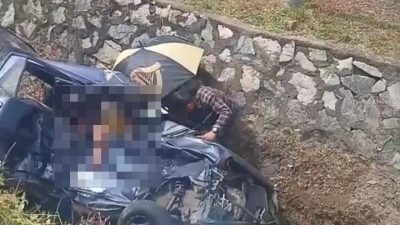 靈鹿三岔路口遭一車猛撞  華裔婦女當場死 18歲孫女傷
