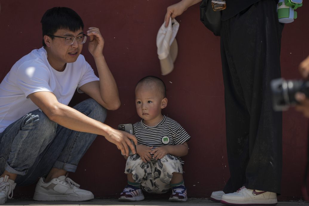 中国发布高温预警局地或达40℃以上