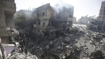 以空袭难民营210死400伤  哈马斯：继续战斗 绝不投降