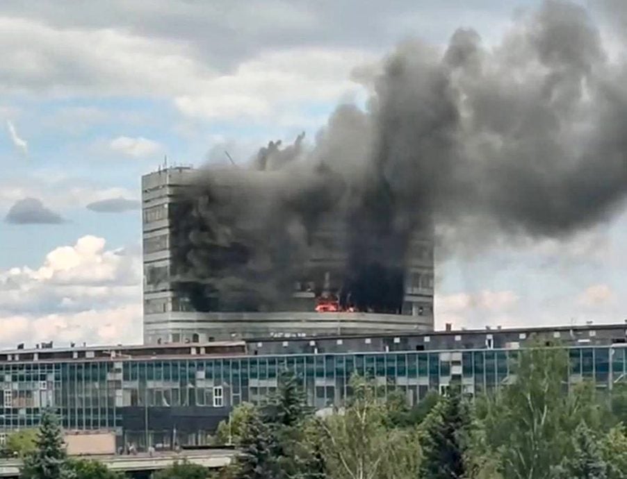 供星洲網：國際：莫斯科一大樓起火 至少八人遇難