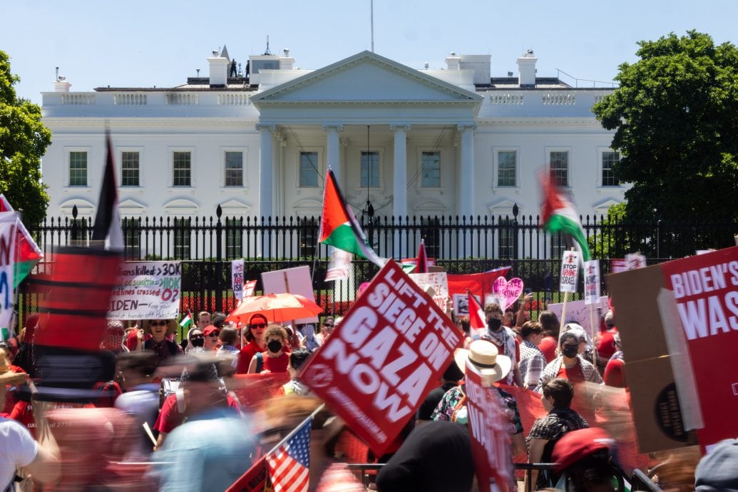 加沙戰爭抗議者白宮示威 諷刺拜登聲稱的“紅線”