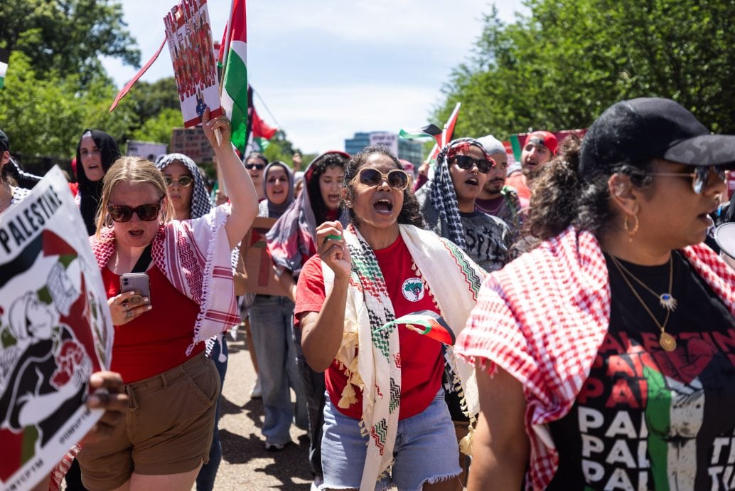加沙战争抗议者白宫示威 讽刺拜登声称的“红线”