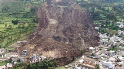 厄瓜多尔豪雨酿山崩 至少6死19伤