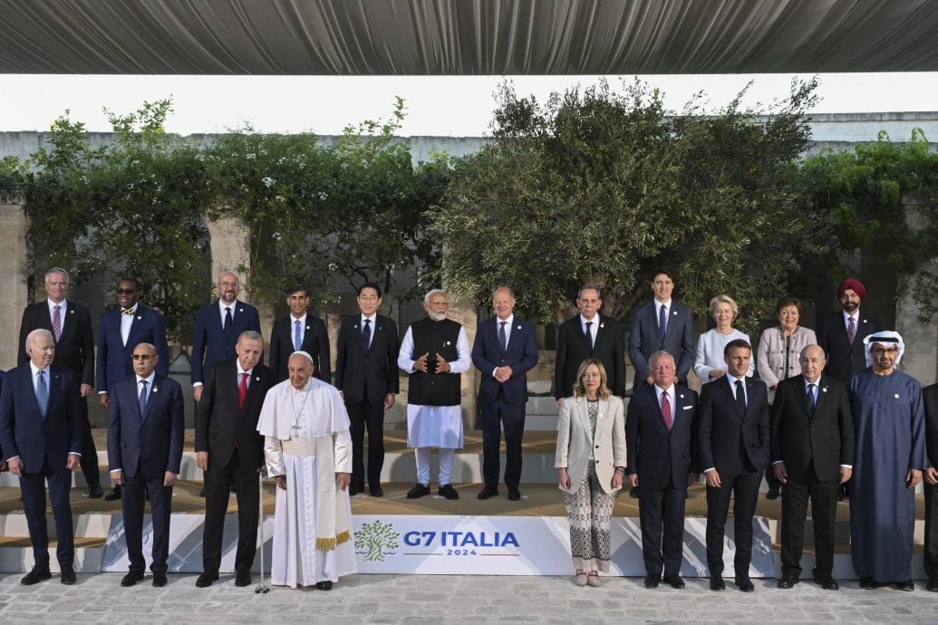 教宗罕見出席G7峰會談AI議題 促各國禁止使用“自主武器” 