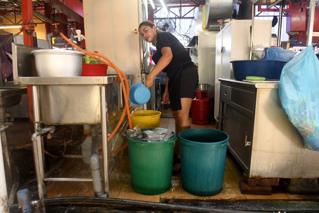 用一次性餐具换休息日…… 茶室多举措避“制水劫”