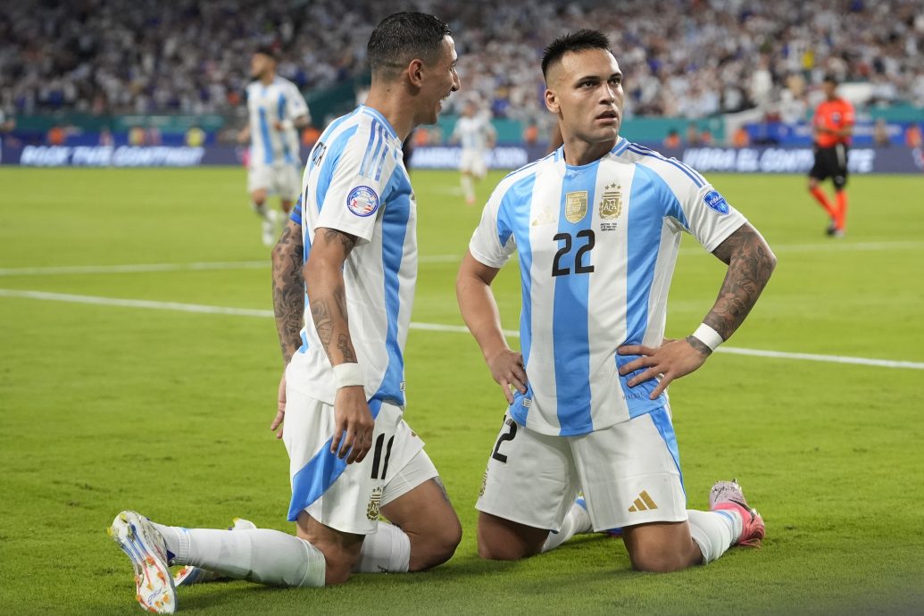 Copa America | Lautaro lập cú đúp, Argentina thắng cả 3 trận và vào tứ kết