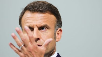 法国闪电大选 | 马克龙吁组建民主联盟 对抗极右翼
