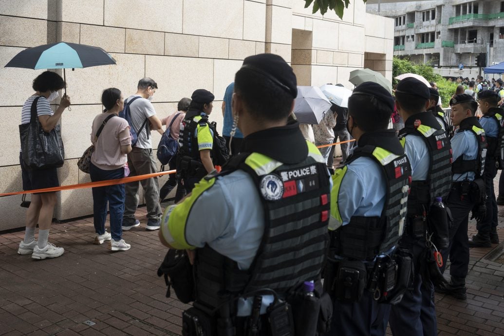 香港民主派大审判 戴耀廷请求减刑 最重面临终身监禁