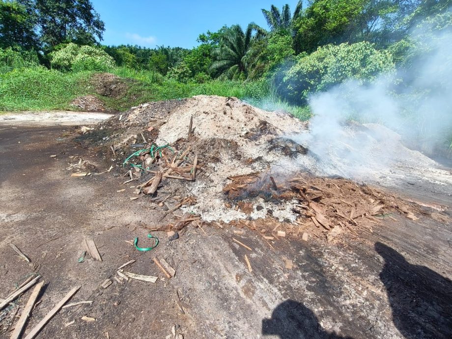 （大北马）煤砖厂排放煤烟污染住宅区环境，吉环境局扣留工厂设备!