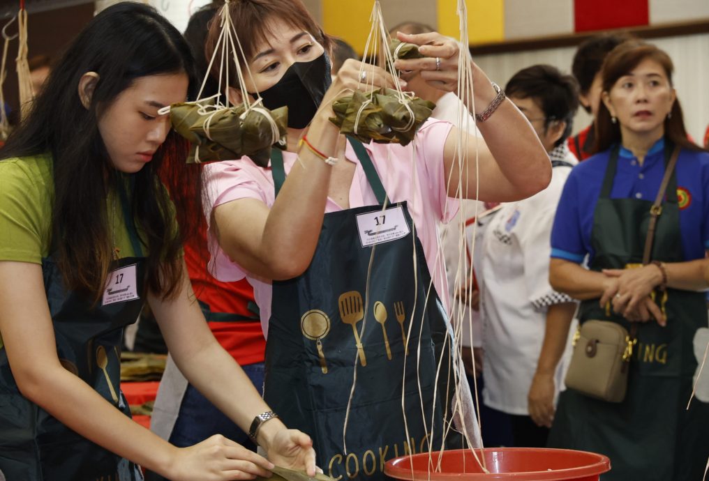 （早报头）大都会/巴生福建会馆 爱是一家过端午节