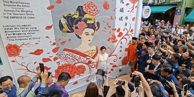 Melaka Tourism Ambassador Fan Bingbing meets fans in Melaka 