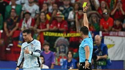 欧洲杯F组|C罗怒怼裁判染黄 格鲁吉亚爆冷2比0胜葡萄牙出线