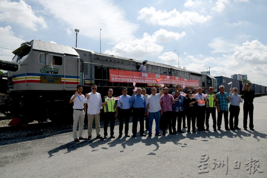 全國/東盟特快列車抵達雪州