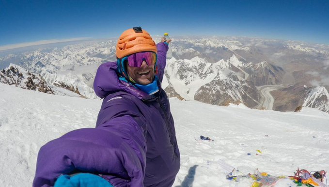 只花不到11小時 法國登山家完攀K2創紀錄