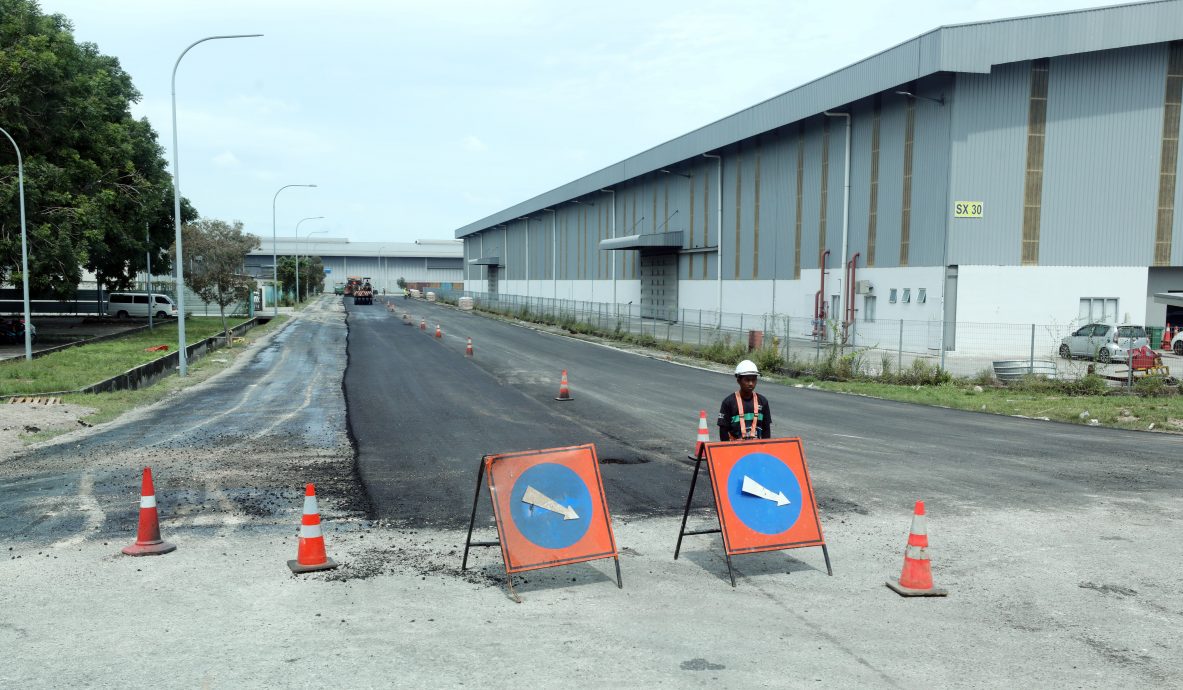 大都會封面/巴生港口自由區獲3000萬令吉翻新重鋪道路！