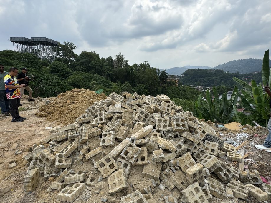 大都会/甘榜打昔柏迈非法垃圾山