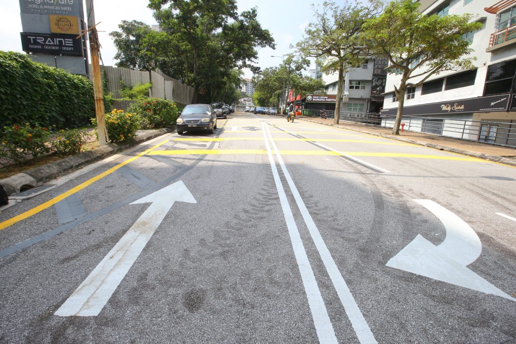 大都會/跟進金地花園22路改為雙向道