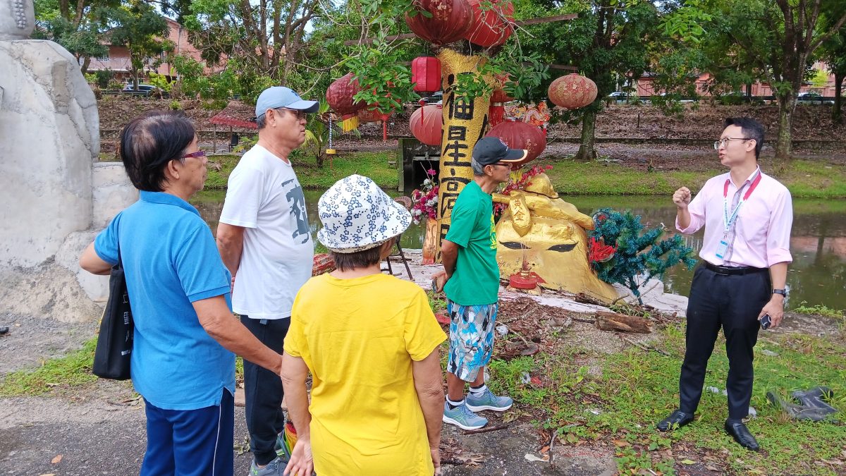 大都会／霸占防洪池建造佛像变“神庙”，涉及者限14天拆卸否则将对付／4图