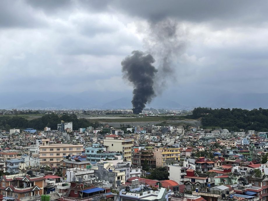 尼泊尔客兣 18人罹难 仅机长1人生还