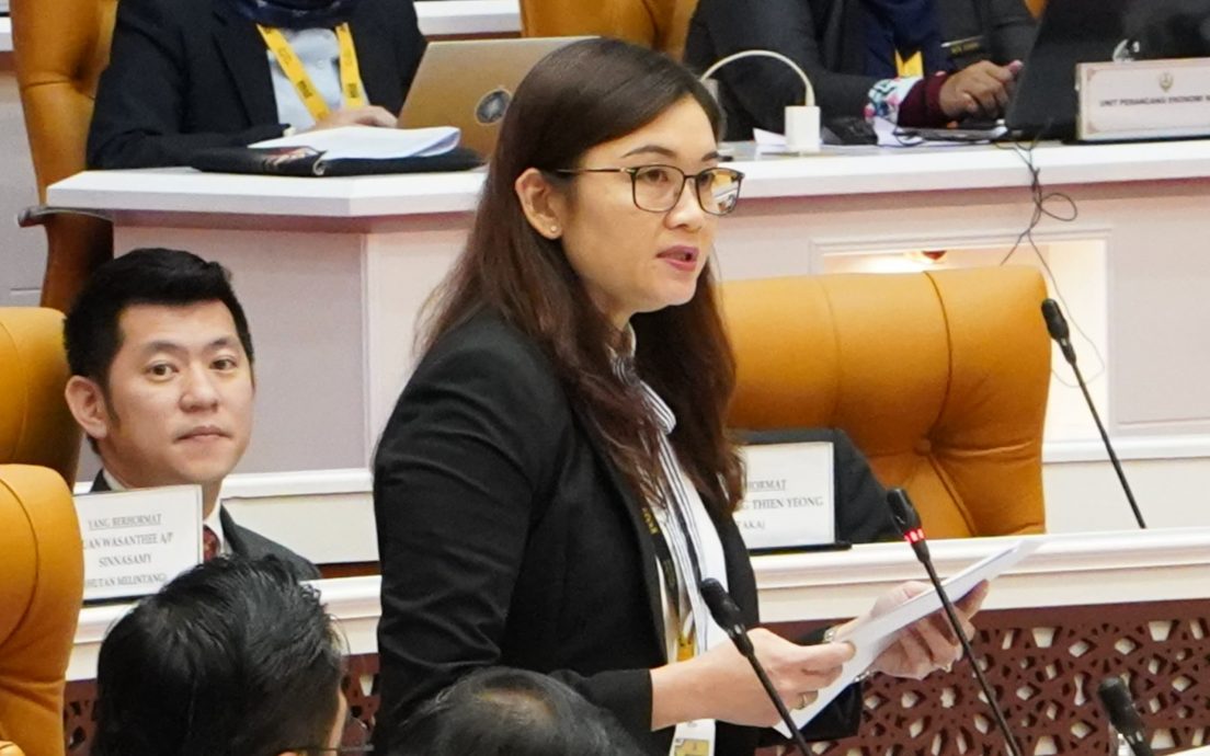 州議會︱古海燕呈私人動議 議霹政府推出監控動物遊蕩新法案