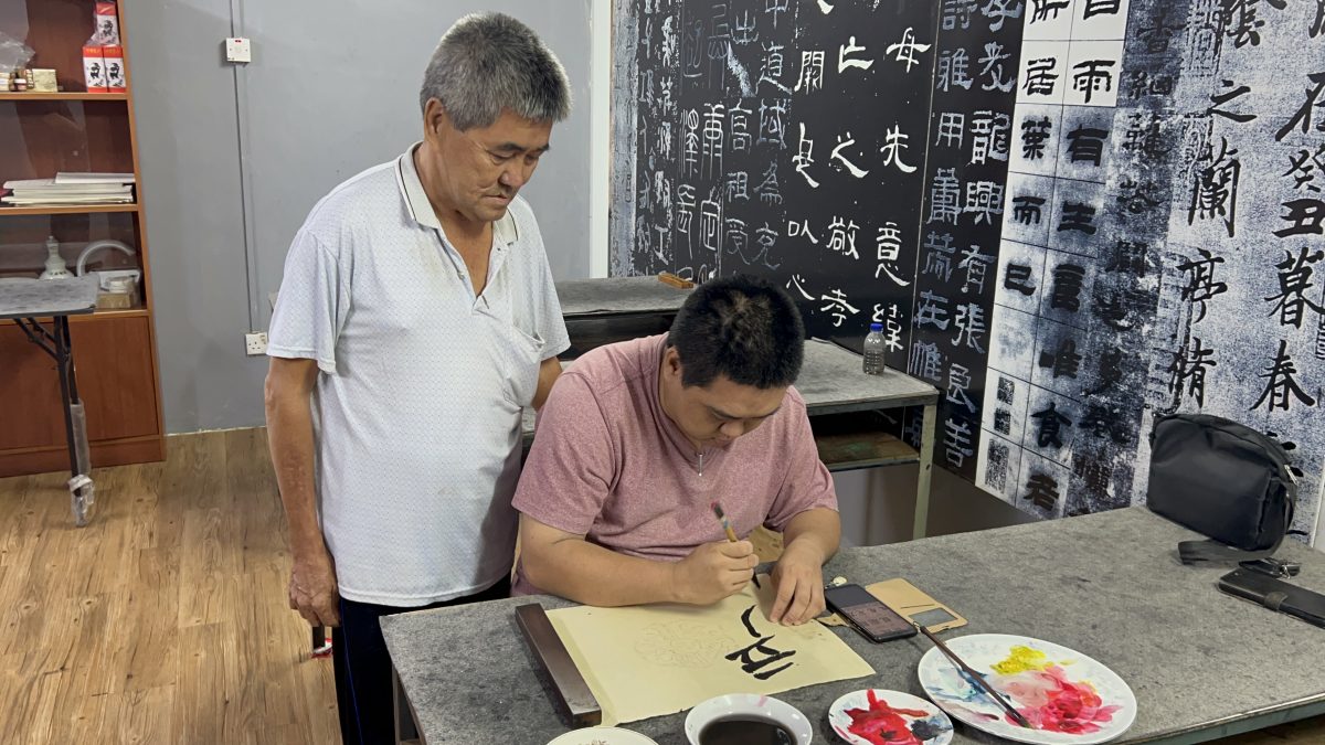 已审（供暖势力，请安排在8月前刊登）【特稿】智商限制不了的才华：一位特别画家的故事