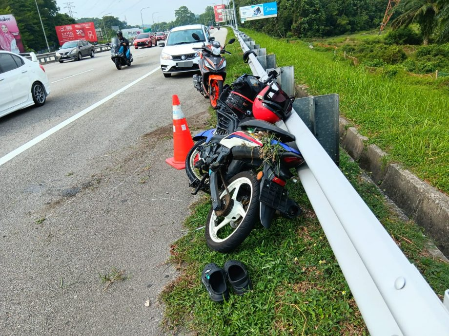 摩托车骑士车祸亡，警呼吁知情者提供情报