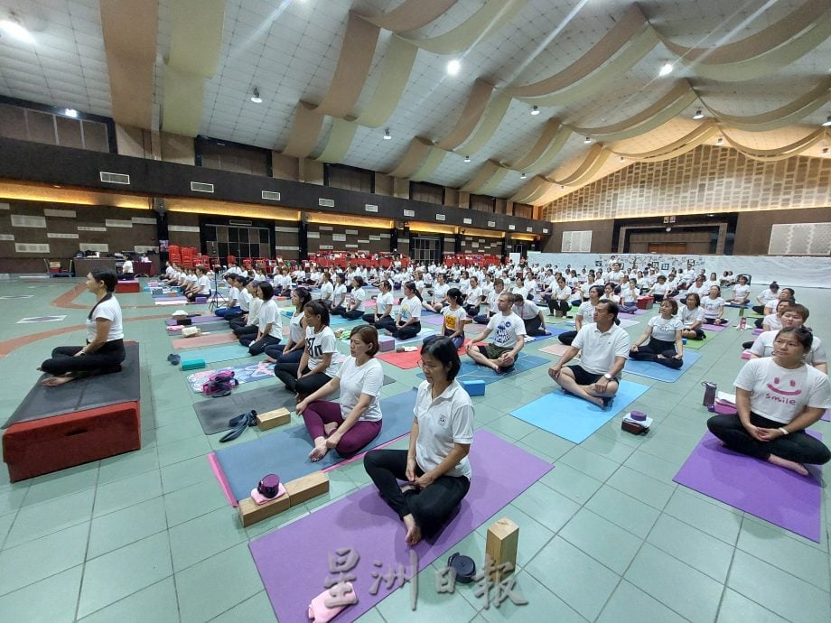 柔：乐活频道（7月4日刊）：瑜伽不仅仅是运动  走入内心寻找身心灵平衡