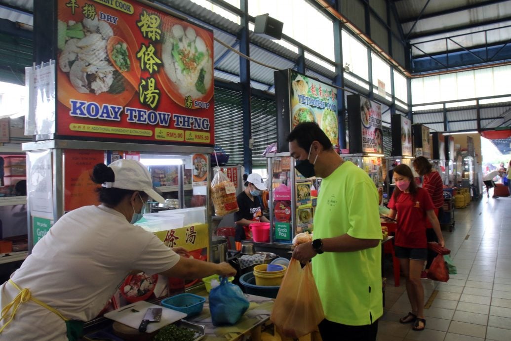 槟私人咖啡店小贩中心 13美食禁外劳掌厨