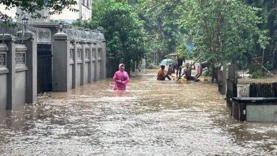 缅甸北部洪水 断网断电 数千人受困