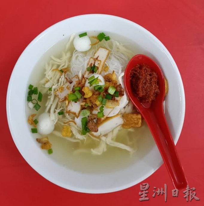 霹／版頭／【人氣美食】／班臺海鮮咖哩面 不濃稠 香味夠