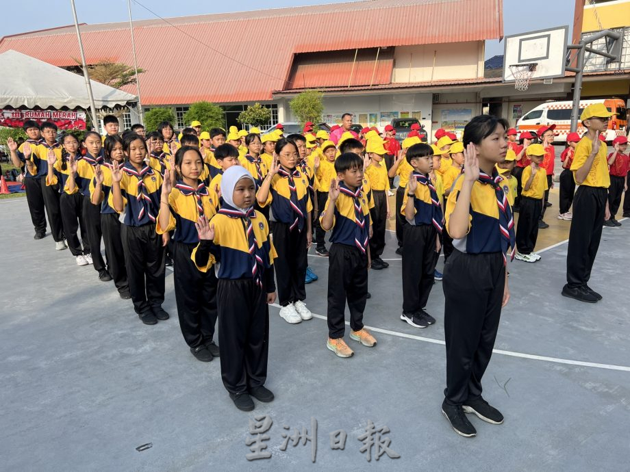 （古城封面副文）邱培栋：华社为教育出钱出力