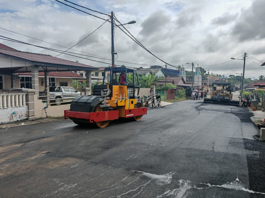 （古城封面副文）邱培栋：新村发展除了基建工程，也关注村民福祉，协助村民维修及重建房屋