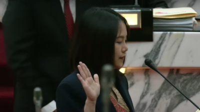 视频|新古毛州议员 彭小桃宣誓就职