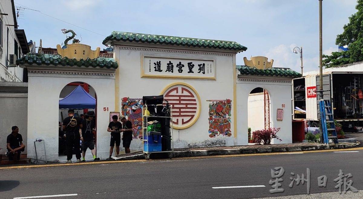 NS芙蓉/港劇《無懼》劇組到芙列聖宮取景拍攝，住持：盼能借熱度提升芙蓉景點