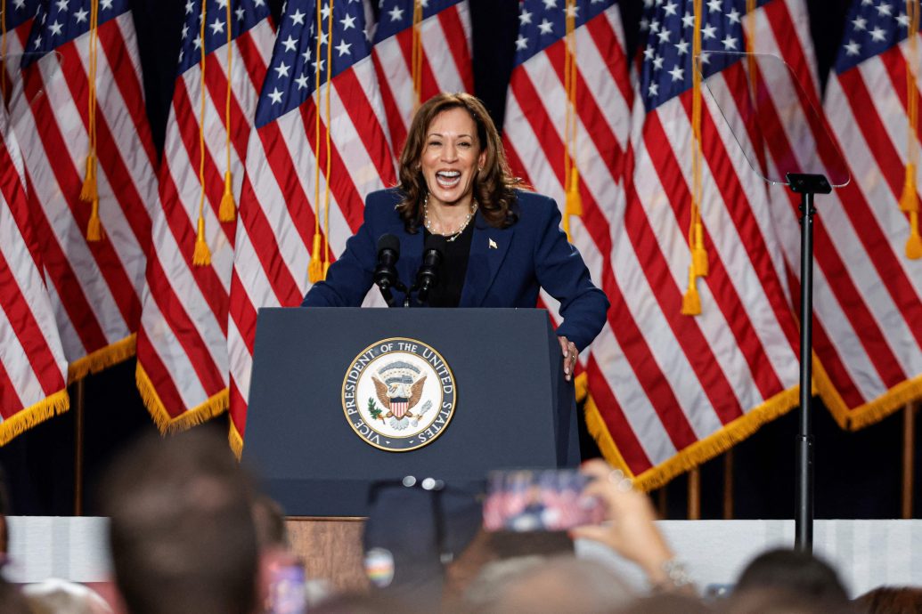 TOPSHOT-US-VOTE-POLITICS-HARRIS